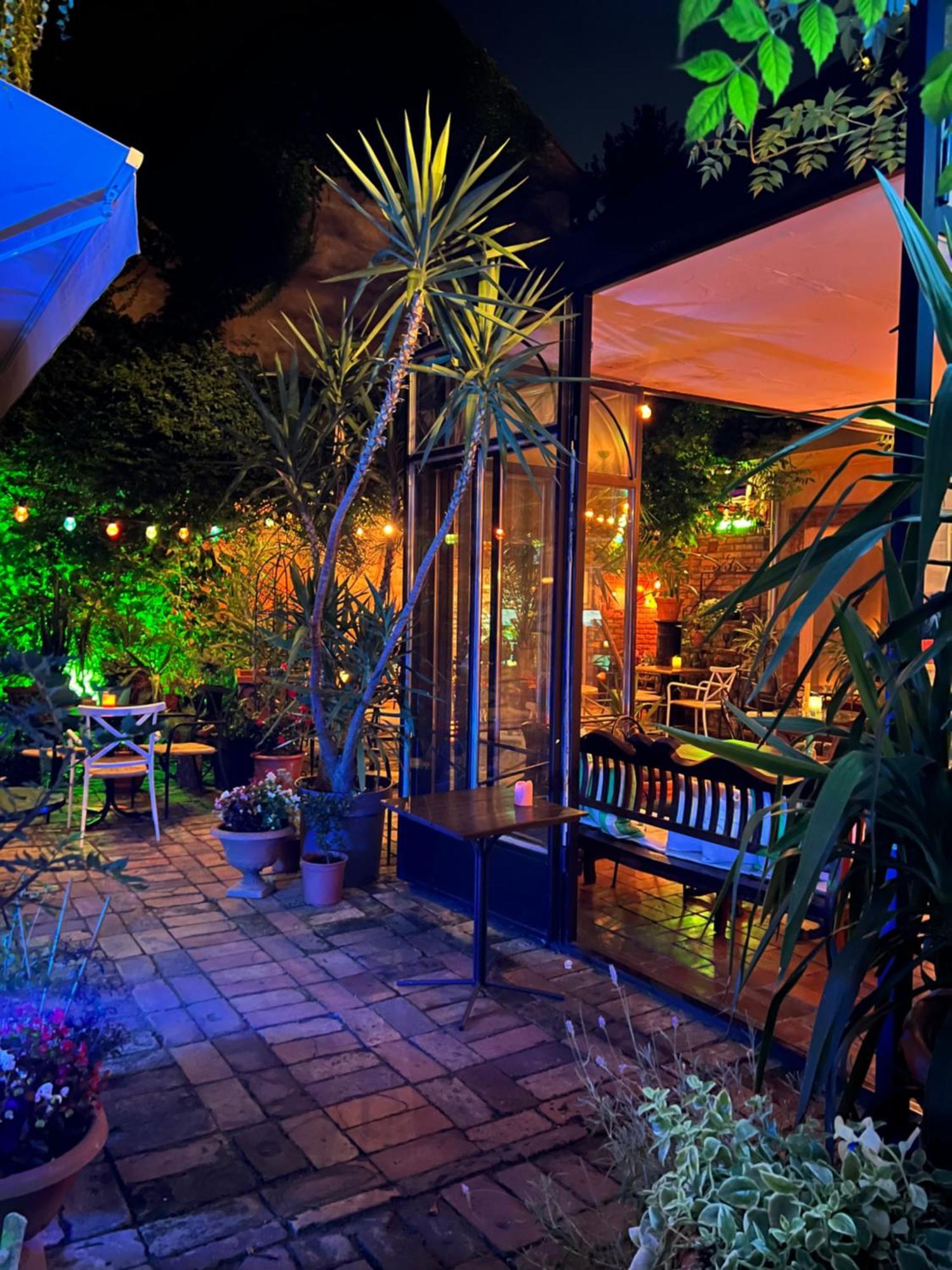 Bed And Breakfast "Caffe-Caffe" Kikinda Екстер'єр фото