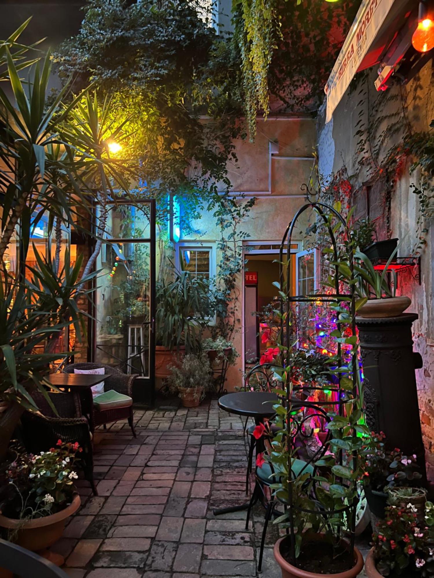 Bed And Breakfast "Caffe-Caffe" Kikinda Екстер'єр фото