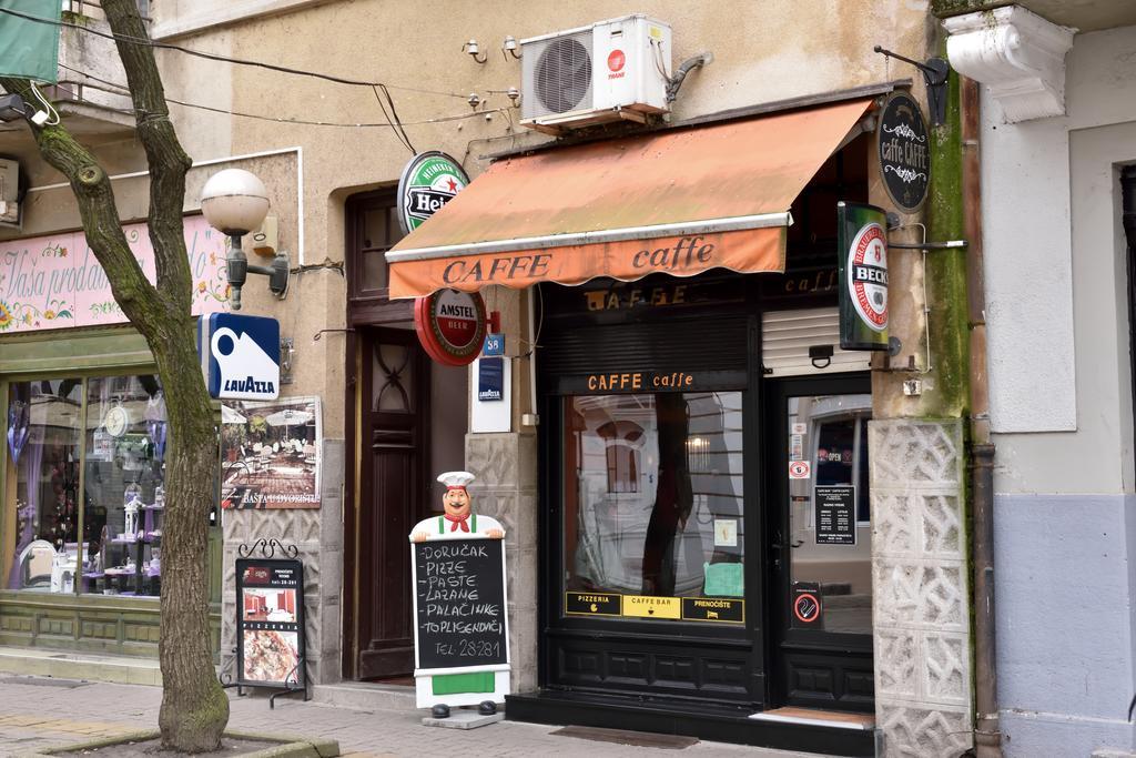 Bed And Breakfast "Caffe-Caffe" Kikinda Екстер'єр фото