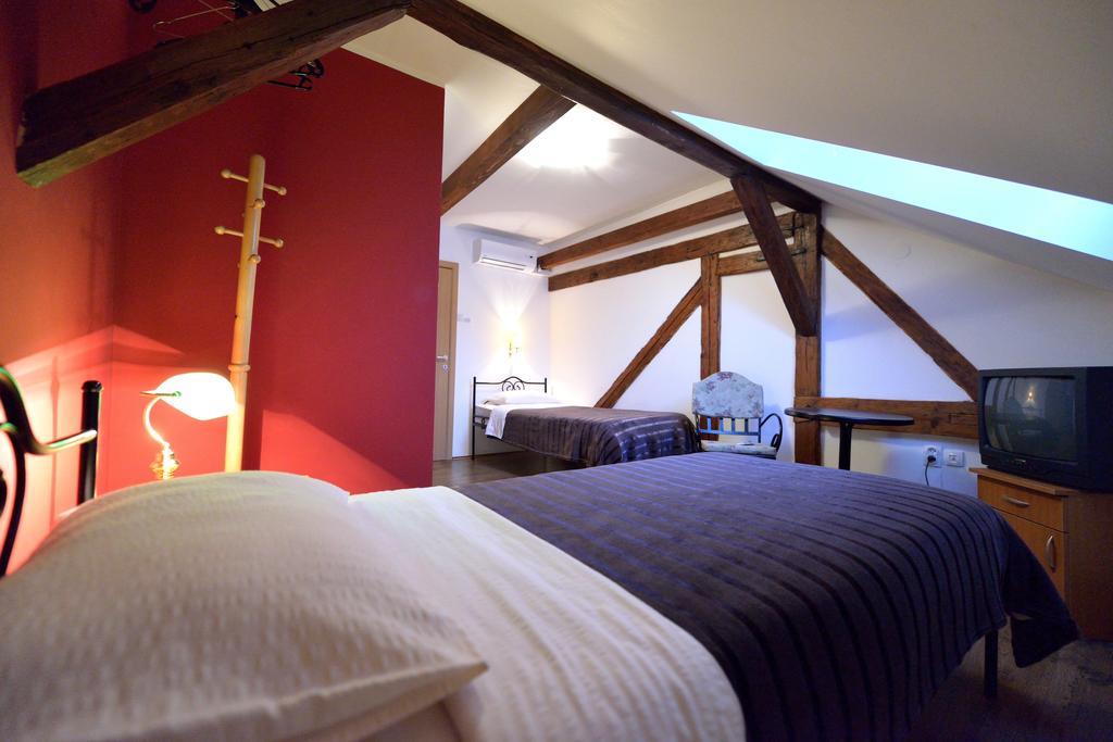 Bed And Breakfast "Caffe-Caffe" Kikinda Номер фото