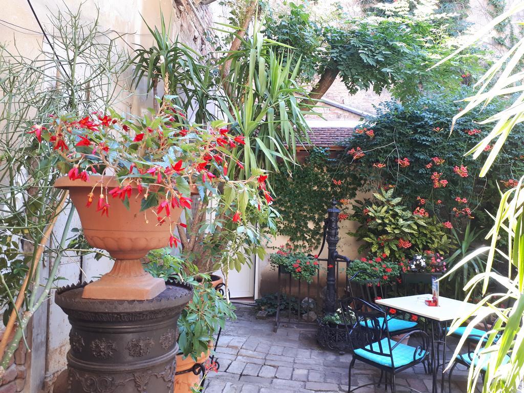 Bed And Breakfast "Caffe-Caffe" Kikinda Екстер'єр фото