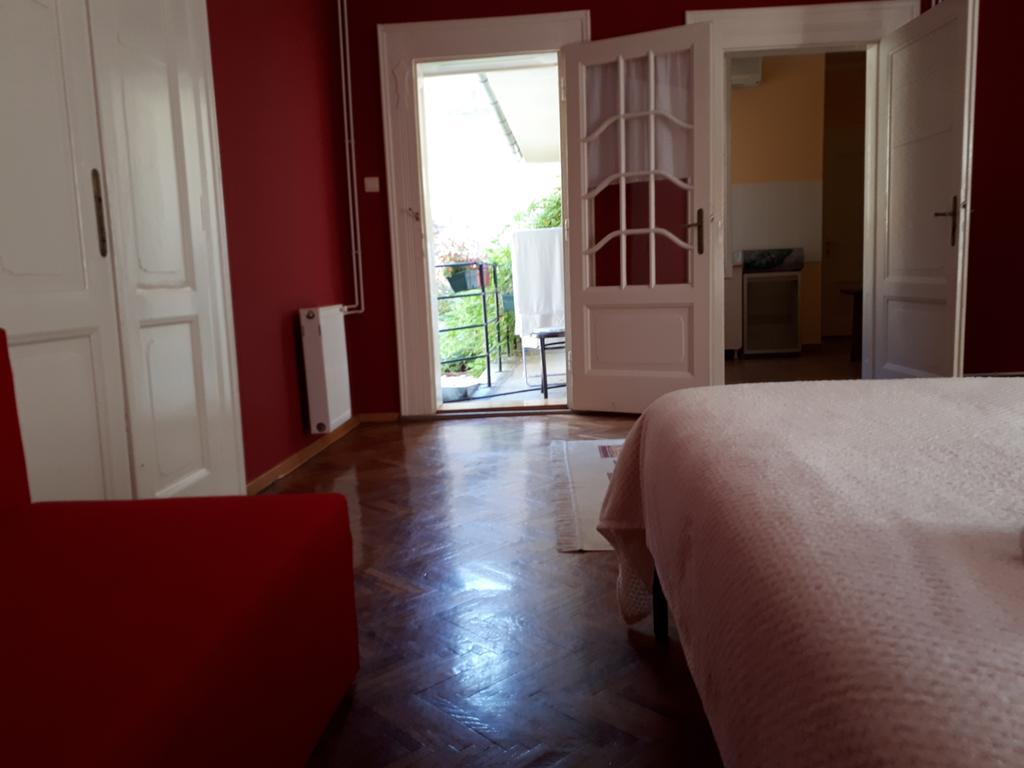 Bed And Breakfast "Caffe-Caffe" Kikinda Екстер'єр фото