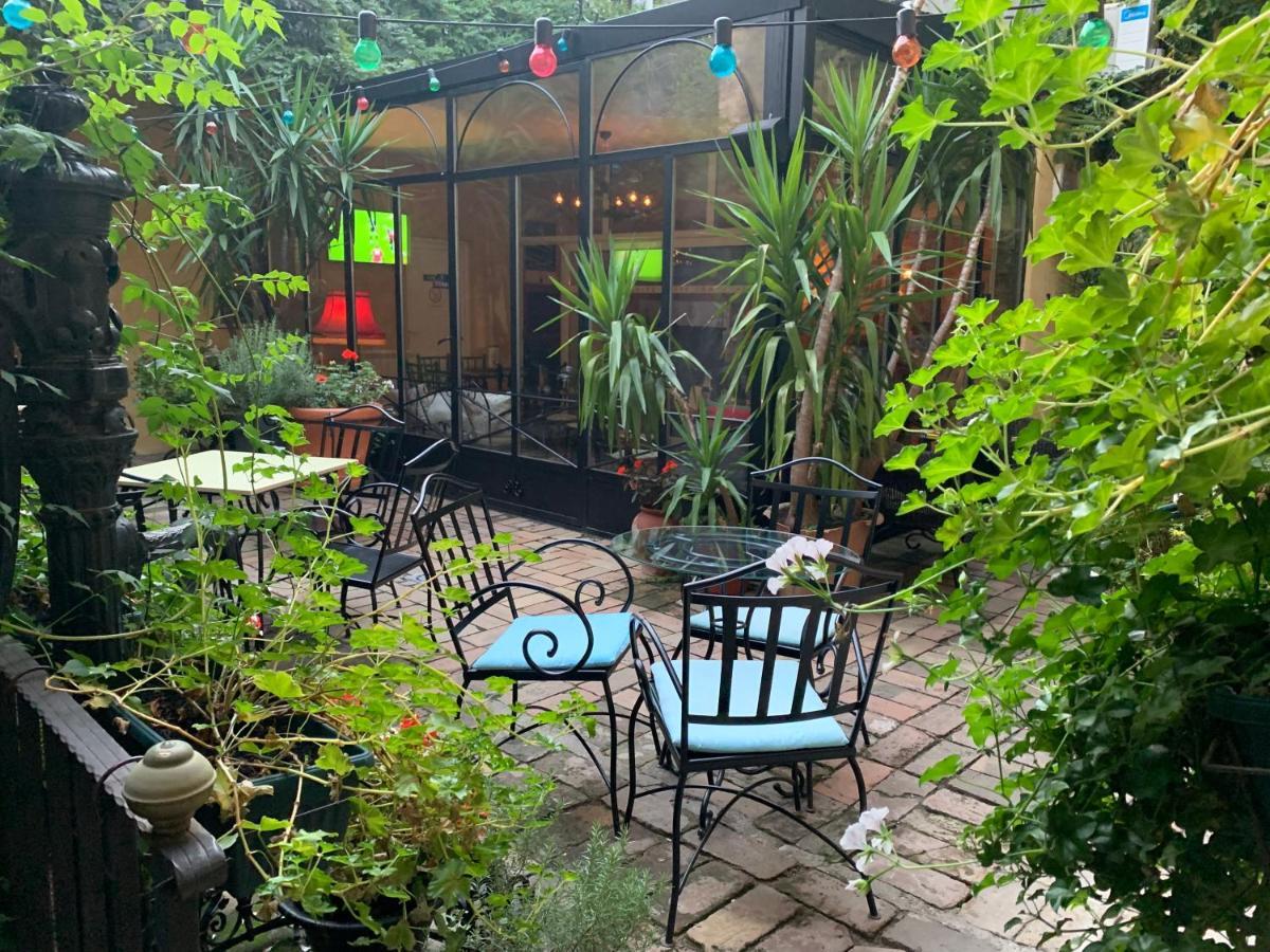 Bed And Breakfast "Caffe-Caffe" Kikinda Екстер'єр фото