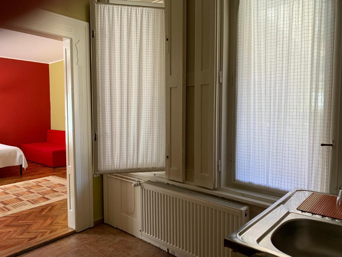 Bed And Breakfast "Caffe-Caffe" Kikinda Екстер'єр фото
